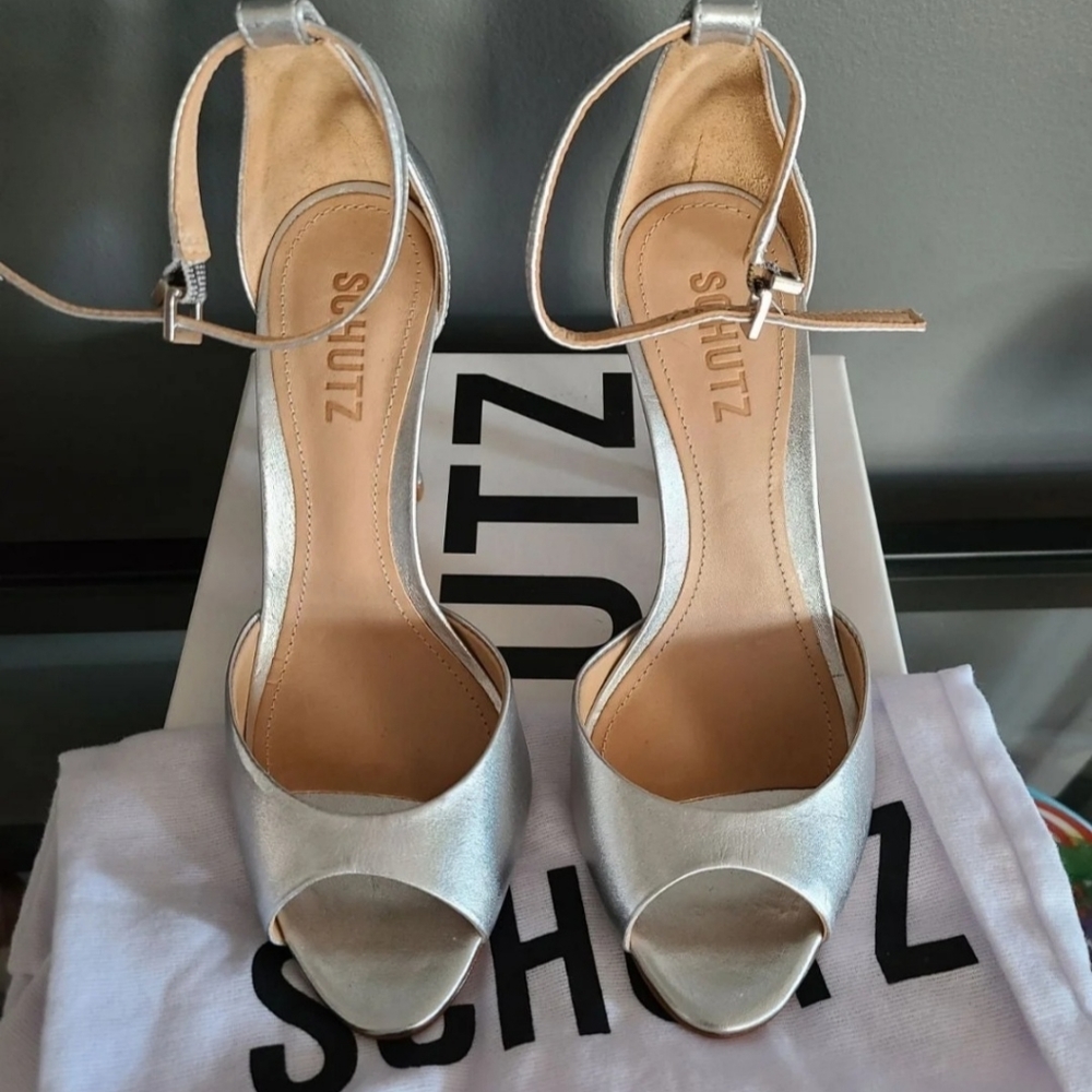 Womens heel sandals